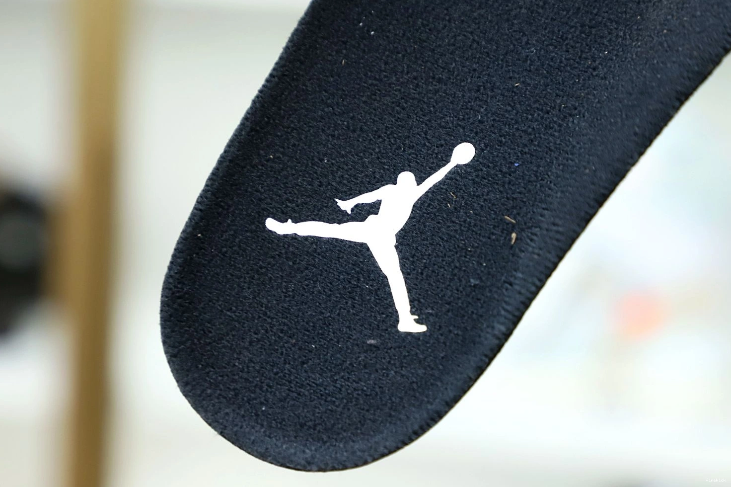 BLACK AIR MILITARY 4 JORDAN 0226